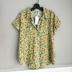 Nwt Yellow Floral Ditsy Print Button Up Short Sleeve Shirt/Blouse 100% Cotton Size Large Cheap Printed Button-up Blouse, Yellow Summer Shirt With Buttons, Yellow Buttoned Summer Shirt, Yellow Printed Collared Blouse, Yellow Printed Blouse For Day Out, Yellow Blouse With Button Closure For Daywear, Yellow Floral Print Relaxed Fit Shirt, Casual Mustard Tops With Floral Print, Casual Mustard Top With Floral Print