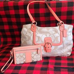 Coach Purse Set Coach Purse, Coach Purses, Pink Ladies, Bag Lady, Purse, Cream, Pink, Women Shopping, Color