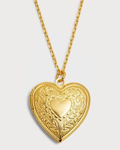 Gold Heart Locket, Gold Locket Necklace, Necklace With Heart, Heart Locket Necklace, Gold Locket, Gold Necklace Women, Gold Necklace Designs, Heart Locket, Gold Collection