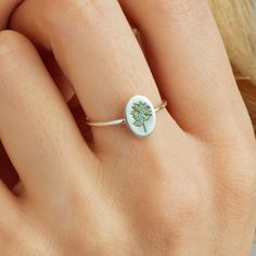 Birth month flower ring, gold flower ring, minimalist flower ring, floral signet ring, sterling silver ring, sterling silver birth flower ring, gifts for her, dainty ring, delicate flower ring, birthday gift, gift for mom ☆ Back to my store for more options: https://www.etsy.com/shop/aceelegance     ☆ All the pieces you purchased from AceElegance come with a Certificate of Authenticity(925 Sterling Silver, 8k Solid Gold, 14k Solid Gold, 18k Solid Gold) ☆ www.aceelegance.com ☆ ► BİRTH FLOWER RİNG * Material: Brass, High Quality 925 Sterling Silver, 8k Solid Gold, 14k Solid Gold * Colors: Yellow(it is micron gold plated, and it never tarnishes) ∙ White(silver) ∙ Rose(rose gold-plated) * All our jewelry is custom made by hand with care in our workshop  ► H O W  T O  O R D E R * 1-Select the m Gold Flower Ring, Mom Ring, Minimalist Flowers, Gold Signet Ring, Zierlicher Ring, Minimalist Rings, Dainty Ring, Flower Ring, Birth Flowers