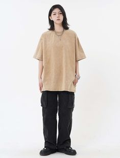 This Washout Oversized T-shirt is the perfect addition to your casual wardrobe. Crafted from a basic material, this simple top pairs perfectly with jeans, skirts, or shorts. Wear it on days when you want to feel comfortable and stylish.
Gender: WomenMaterial: CottonClothing Length: RegularSleeve Length: Short Sleeve Style: Drop ShoulderCollar: Round Neck Simple Top, Black Camel, Urban Wear, T Shirt Oversized, Oversized T Shirt, Casual Wardrobe, Oversized Tshirt, Green And Orange, Wear It