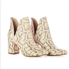 Steve Madden Rookie Open Sided Snake Bootie In Light Beige. New, In Box. Size 6.5 Cream Boots With Stacked Heel And Closed Toe, Cream Block Heel Booties For Spring, Spring Snake Print Round Toe Heels, Chic Snake Print Round Toe Boots, Trendy Snake Print Boots For Spring, Black Sock Boots, Women's Lace Up Boots, Black Leather Chelsea Boots, Brown Chelsea Boots