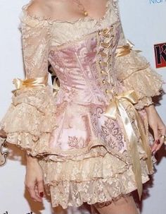 Summer Ball, Halloween Costumes 2022, Rococo Fashion, Halloween This Year, Fairytale Dress, Creative Halloween Costumes, Marie Antoinette, Rococo, Fancy Dresses