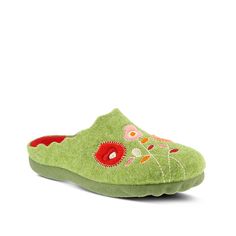 Flexus by Spring Step-Wildflower Slipper Slip into something more comfortable like the Wildflower indoor/outdoor slipper from Flexus by Spring Step. Sock Slippers, Indoor Outdoor Slippers, Shoe Wishlist, Shoe Inspo, Cottage Core, Slide Slipper, Cute Pink, Cute Shoes, Me Too Shoes