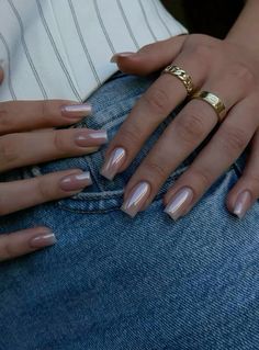 #naildesign #nailart #nailinspo #haileybiebernails Cute Clean Nail Designs, Simple Classy Nails Square, Simple Chrome Nails Square, Square Clean Nails, Square Holographic Nails, Basic Nails Aesthetic, Classic Clean Nails, Clean Nails Aesthetic Design, Chrome Tapered Square Nails