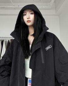 Stunning Cargo Motocycle Punk Loose Outfit Zipper Drawstring Waterproof Hoodie Oversize Jacket Streetwear Y2K 90s For Women and Men Amazing Specificaitons (approx) Size (sm)：M-L-XL-2XL Bust：126-130-134-138 Length：70-72-74-76 Shoulder：56-58-60-62 Sleeve：56-57-58-59 Color-Black, Mint Green Goth Rave, Oversize Jacket, Pick Outfits, Stunning Fashion, Jacket Streetwear, Hoodie Oversize, Patchwork Jacket, Loose Outfit, Streetwear Y2k