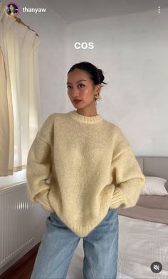 Pastel Yellow Sweater Outfit, Yellow Sweater Outfit Aesthetic, Yellow Pullover Outfit, Yellow Sweater Outfit Fall, Yellow Sweater Outfit, Yellow Knit Sweater, Cold Outfits, Butter Yellow, Fashion Mistakes