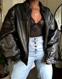 Mode Des Leggings, Leather Fits, Looks Pinterest, Pastel Outfit, Leather Jacket Outfits, Ropa Diy, Looks Street Style, Mode Ootd, Night Out Outfit