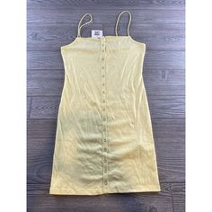 Bershka Dress Women's Large Yellow Button Front Bodycon Dress Spaghetti Straps 57% Cotton 38% Polyester 5% Elastane New. No Flaws. Approximate Measurements Shown In Pictures. We Make Every Effort To Represent The Items Accurately. If You Have A Question About An Item, Please Message Us And We Will Respond Promptly. New. No Flaws. See Pictures For The Best Description. Cotton Sundress With Buttons For Summer, Summer Cotton Sundress With Buttons, Summer Sundress With Spaghetti Straps And Buttons, Casual Sundress With Spaghetti Straps And Buttons, Spring Midi Dress With Buttons And Spaghetti Straps, Fitted Summer Mini Dress With Buttons, Chic Fitted Sundress With Buttons, Casual Dresses With Spaghetti Straps And Button Closure, Fitted Buttoned Mini Dress For Summer