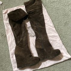 Juicy Couture Size 6 Brown Suede Over The Knees Boots/ Wedge 41/2 Inches Heels . Like New ! Great Condition. Can Be Fold On The Wedge Boots! It’s So Cute !!! 2 Inches Heels, 2000s Shoes, Knee High Suede Boots, Rachel Green Style, Fold Over Boots, Goth Shoes, Juicy Couture Shoes, Couture Shoes, Suede Boots Knee High