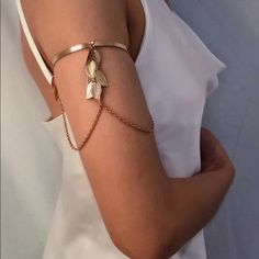 Vintage Leaf Tassel Upper Arm Cuff Metal Type: Zinc Alloy Shape: Geometric Plating: Gold Color Upper Arm Bracelet, Upper Arm Cuff, Upper Arm Cuffs, Arm Bracelets Upper, Arm Bracelet, Duster Earrings, Diamond Tennis Necklace, Arm Jewelry, Arm Bracelets