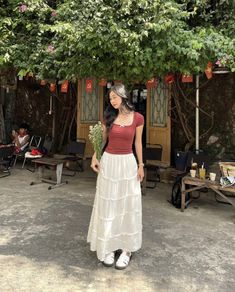 Fresh Day Outfit, Flowy Long Skirt Outfit Summer, Dreamy Outfits Aesthetic Casual, White Maxi Skirt Outfit Summer Casual, Long Skirt And Tshirt Outfits, Korean Maxi Skirt, Long Skirt Outfit Aesthetic, Summer Maxi Skirt Outfits, Cottage Fits