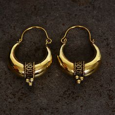 Dome crescent hoops, 18k Gold plated, Crescent shaped earring with latch closure, Minimal Style, Everyday hoop earrings Gemstone- Na jewelery Category:-hoop earring Metal:-Brass -- T H E * Q U A L I T Y We buy raw gemstones directly from miners and then get them cut and polished at our workshop , Therefore saving some bucks (additional added fees and markups) avoiding a middle man and making sure of the authenticity of the gems. And we use top quality materials that are water safe (ideally) Howe Latch Back Earrings, Gold Half Moon Shaped Metal Jewelry, Metal Crescent Hoop Earrings, Metal Semi-circle Hoop Earrings For Pierced Ears, Metal Semi-circle Hoop Earrings, Gold Semi-circle Metal Earrings, Elegant Crescent Brass Hoop Earrings, Semi-circle Gold Brass Jewelry, Semi-circle Metal Hoop Earrings For Pierced Ears