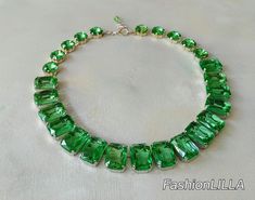 Anna Wintour Style, Choker Silver, Boho Layering, Statement Choker, Anna Wintour, Green Crystal, Layering Necklace