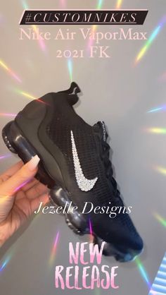 Just Released !! Women's VaporMax Shoes Custom Hand Jeweled w/ Ultra-Premium Crystals! DETAILS: ★ STYLE: NIKE AIR VAPORMAX 2021 FK Running Shoes ★ Color: Black ➤Other colors are available - We have over a dozen listings of the VaporMax style - see images above for a few examples. If there's a color not listed, we can most likely get it ... so message us and ask! BLING OPTIONS: 💎 Outer 2 sides swoosh logos: Approx. 100 Crystals per logo. 💎💎 All 4 logos (inner 2 + outer 2) = About 400 crystals! Vapormax Flyknit 2021, Nike Shoes Photo, Bling Nike Shoes, Bedazzled Shoes, Shoes Glitter, Nike Air Vapormax Flyknit, Vapormax Flyknit, Bling Shoes, Shoes Custom