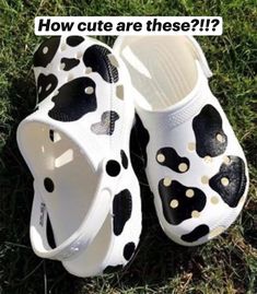 Cow Shoes, Angelus Paint, Crocs Fashion, Diy Sneakers, Western Shoes, Trendy Shoes Sneakers, Preppy Shoes