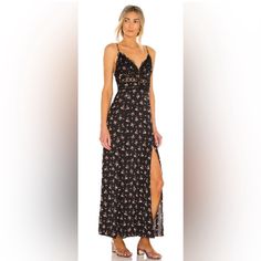 Never Worn! Perfect Condition, Very Flattering Just Not My Style Floral Print Sundress Maxi Dress For Night Out, Floral Print Sundress For Night Out, Floral Sundress Maxi For Night Out, Feminine Black Maxi Dress With Floral Print, Black Floral Print Maxi Dress For Night Out, Lace Tunic Dress, Free People Lace Dress, Maxi Tops, Green Maxi