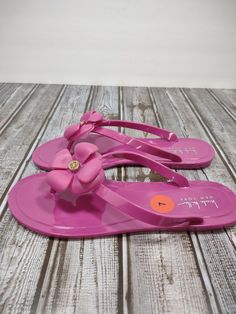 Nicole Miller Ny Women's Size 7 Jelly Flip Flops Thong Sandals "Floral" 80426 Nwt On Bottoms, Ready For Summer, Smoke Free Returns Require Unworn Undamaged Condition As Delivered #S. I Adjustable Round Toe Jelly Sandals, Pink Synthetic Flat Heel Flip Flops, Adjustable Flat Jelly Sandals In Synthetic Material, Adjustable Flat Synthetic Jelly Sandals, Pink Flip Flops With Single Toe Strap For Summer, Pink Toe Post Synthetic Flip Flops, Pink Synthetic Sandals With Single Toe Strap, Pink T-strap Casual Sandals, Casual Pink T-strap Sandals