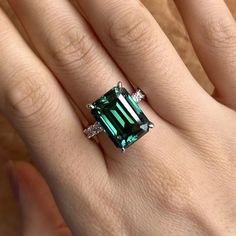 Vintage Emerald Green Moissanite Sterling Silver Ring – shine of diamond Green Moissanite, Shiny Things, Emerald Jewelry, Emerald Ring, Emerald Green, Sterling Silver Ring, Frosting, Silver Ring, Sterling Silver Rings