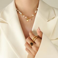 Style: Female Material: Titanium Steel, Imitation Pearl Pearl Type: Uncultured Pearl Color: White Pearl Shape: Round Necklace Length: 40+5cm Pearl Necklace With Heart, Necklace With Heart, Pearl Love, Collar Chain, Round Necklace, Wedding Party Jewelry, Gold Pearl Necklace, Pearl Types, Pearl Pendant Necklace