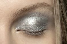 Silver Eyeshadow, 2010 Fashion, Make Up Inspo, Hazel Eyes, Tan Skin, Jason Wu, Face Art, Makeup Inspo, Makeup Nails