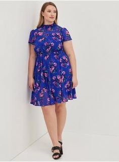 Plus Size - Mini Chiffon Smocked Dress - Torrid Turtle Neck Mini Dress, Graduation Guest Outfit, Stylish Sewing Patterns, Blue Flower Dress, Chiffon Floral, Bridesmaid Outfit, Smocked Dress, Torrid Dresses, Floral Chiffon