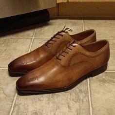 I Paid $150 For These Shoes. I Just Realized That They Were The Wrong Size. Magnanni Shoes Men, I Just Realized, Oxford Dress Shoes, Oxford Dress, Derby, Shoes Mens, Men's Shoes, Dress Shoes, Oxford