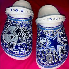 Dallas Cowboy Themed Custom Crocs. Never Worn Before. Size 9. Dallas Cowboys Shoes, Bling Crocs, Bedazzled Shoes, Custom Crocs, Bling Converse, Cowboy Shoes, Dallas Cowboy, Shoes Custom, Women's Crocs