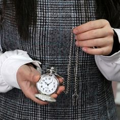 Specifications:Classic pocket watch with smooth surface design. Retro pocket watch with precise quartz movement. Ideal for daily use or keep as a collection. Type: Pocket WatchStyle: VintageGender: Men'sCase Material: AlloyChain Material: AlloyCase Shape: RoundDisplay: AnalogMovement: Quartz(Battery)Waterproof: NoStyle: Random StyleOccasions: Daily Life, Shopping, Party, Gift, etcFeatures: Vintage, Smooth Surface, Steampunk, ChainChain Length: 37cm/14.57" Case Diameter: 4cm/1.57" Notes:Glossy an Men Steampunk, Steampunk Clock, Pendant Watch, Fob Watch, Vintage Pocket Watch, Watch Vintage, Retro Men, Watch Chain, Watch Model