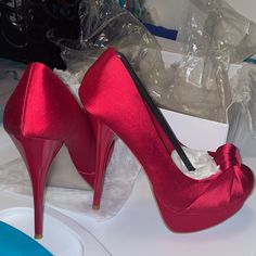 These Beauties Have Never Been Worn Only When Tried On And Walked Around In The Store. I Wish I Could Wear Them But I Can No Longer Wear Heels. They Are 5.5 Inch High Platform Heels. Comes With Original Packaging High Heels With Red Bow, Party Heels With Red Bow And Round Toe, Chic High Heels With Red Bow, Formal Round Toe Heels With Red Bow, Formal Heels With Red Bow And Round Toe, Red Heels With Bow For Formal Occasions, Formal Red Heels With Bow, High Platform Heels, Gold Strappy Heels