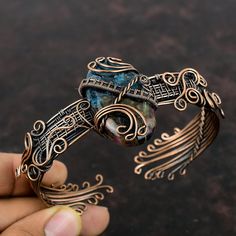 Wire Wrapped Bangles, The Bangles, Bracelet Fil, Copper Jewelry Handmade, Cuff Bracelets Handmade, Copper Cuff Bracelet, Copper Cuff, Handmade Bangles, Wire Work Jewelry