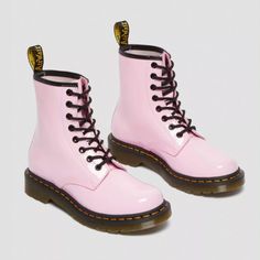 New Dr. Martens 1460 Womens 11 Pale Pink Patent Lamper Lace Combat Boots Shoes Brand New In Box. Women's Size: 11. Uk Size: 9. Eu Size: 43. Patent Lamper Leather In A Glossy High-Shine Finish Goodyear-Welted Construction Heat-Sealed At 700c Upper: 97% Coated Leather / 3% Pu Inner: 60% Leather / 40% Textile Sole: 100% Pvc Lace Combat Boots, Lace Up Boots Women, Floral Boots, Patent Boots, Patent Leather Boots, Womens Combat Boots, Lace Up Combat Boots, Pink Boots, Leather Heeled Boots