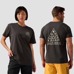 Our Palo Alto Pyramid T-Shirt supports the Backcountry message of working where you play. The sunny pyramid design sits on a super-soft jersey fabric, offering style and comfort between adventures. Outdoor Short Sleeve T-shirt With Front Print, Cotton Tops With Front Print For Outdoor Activities, Cotton T-shirt With Front Print For Outdoor Activities, Cotton Graphic Print Tops For Outdoor Activities, Outdoor Relaxed Fit Top With Front Print, Short Sleeve T-shirt With Front Print For Outdoor, Outdoor Short Sleeve Top With Graphic Print, Graphic Print Short Sleeve Top For Outdoor, Outdoor Graphic Tee With Logo Print