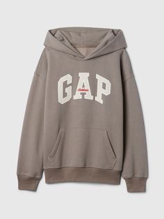 Soft cotton-blend hoodie.  Hooded neckline.  Long sleeves.  Gap Athletic logo at front.  Kanga pocket.  Banded hem.  This product was made in a factory that invests in gender equality and women’s empowerment.  Through RISE Reimagining Industry to Support Equality) and Gap Inc. ’s program P. A. C. E.  Personal Advancement & Career Enhancement), we support people who make our clothes to build the skills, knowledge, confidence, and resilience needed to advance in work and life.  Learn more here.  S Hoodie Gap, Gap Hoodie, Gap Sweatshirt, Kids Athletic, Blond Amsterdam, Gap Logo, Gap Sweater, Mode Inspo, Cotton Hoodie