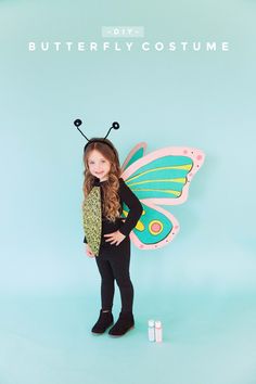 Easy Halloween Costume Ideas, Carton Diy, Easy Halloween Costume, Butterfly Costume, Homemade Halloween Costumes