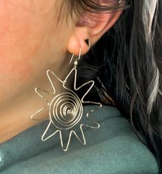 Handmade Wire Earrings, Wire Sun, Sun And Moon Earrings, Wire Earrings Handmade, Sun Earrings, Steam Punk Jewelry, Punk Jewelry, Single Line, Funky Jewelry