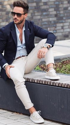 Men Work Outfits, Work Wardrobe Essentials, Best Business Casual Outfits, Business Casual Attire For Men, Mens Business Casual, Light Blue Dress Shirt, Beige Chinos