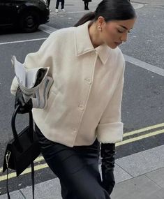 White Lapel Long Sleeve Chic Pocket Short Coat