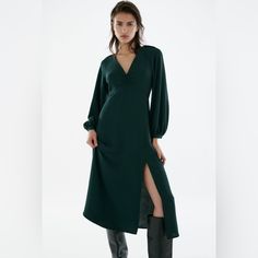 New With Tags Size Medium Zara Puff Sleeve Midi Dress In Dark / Forest / Emerald Green Green Ruched Winter Dress, Green Ruched Maxi Dress For Fall, Fall Solid Color Midi Puff Sleeve Dress, Chic Green Puff Sleeve Dress For Fall, Green Ruched Midi Dress For Fall, Winter Midi Dress For Brunch, Chic Green Maxi Dress With Puff Sleeves, Knee-length Midi Dress For Winter Brunch, Ruched Midi-length Dress For Winter