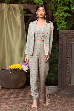 Buy Chhavvi Aggarwal Beige Printed Suit Set Online | Aza Fashions Printed Tank Top Outfits, Kurta Pants Set For Women, Coad Set Designs, Kurta Pant Set Design, Kurta Coord Set, Printed Set Outfit, Cord Sets Outfit Indian, Pant Suit Designs For Women, Printed Cord Set Outfit Women