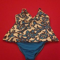 Never Worn Gorgeous Tankini Elegant Lined Blue Swimwear, Elegant Blue Lined Swimwear, Elegant Blue Printed Swimwear, Elegant Blue Swimwear For Spring, Costa Rica, Womens Swim, Tankini, Color Blue, Swimming