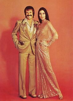 Sonny and Cher looking sharp 1970s. Ive been seeing a lot of Cher across Reddit lately and no Sonny. Decided to fix that today. Sonny And Cher Outfits, Moda Disco, Look Disco