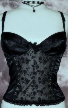 Iphone Image, Gothic Lace, Diy Vetement, Lace Bustier, Swaggy Outfits, Goth Outfits, Edgy Outfits, 2000s Fashion, Mode Vintage