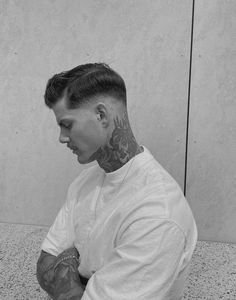 Men Short Hair Fade, How To Grow Hair Faster, Side Shaved, Fade Haircuts For Men, How To Grow Hair, Trendy Mens Haircuts, Classic Haircut