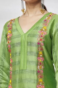 Shop for Kasturi Tikmani Green Chanderi Straight Kurta for Women Online at Aza Fashions V-neck Floral Print Kurta For Eid, Green V-neck Kurta With Resham Embroidery, V-neck Salwar Kameez With Printed Motifs, Semi-stitched V-neck Kurta, Green V-neck Kurta For Eid, Spring Anarkali Kurta With V-neck, Green Embroidered V-neck Kurta, Pista Green Kurta With Printed Motifs For Spring, Pista Green Spring Kurta With Cutdana