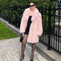 ad eBay - Find many great new & used options and get the best deals for Luxury Pink Women Whole Skin Real Fur Coats Winter Thick Natural Fox Fur Outwear at the best online prices at eBay! Free shipping for many products! Pink Fur Coat, Fuzzy Coat, Real Fur Coat, Pink Fur, Pink Coat, Fur Coats, Fur Fashion, Real Fur, Fox Fur