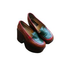 Original vintage 70s platform shoes. 70s, original and handcrafted. Origin: France. All leather. Size 35, sole length: 22.5 cm. CIRCA: 1970s Traces of use, see photos. More Magic'Puce articles: https://www.etsy.com/fr/shop/MagicPuce?ref=hdr_shop_menu Retro Closed Toe Platform Heels, Retro Platform Heels With Round Toe, Retro Round Toe Platform Heels, Retro Brown Round Toe Loafers, Vintage High Heel Shoes With Rubber Sole, Retro Brown Loafers With Round Toe, Vintage High Heels With Rubber Sole, Retro Leather Sole Loafers With Round Toe, Retro Chunky Platform Heels