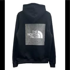 The North Face Women’s Half Dome Hoodie Standard Fit Black Drawstring Kangaroo Pocket Sz Xs Nwt. The North Face Womens Half Dome Hoodie Black Drawstring Kangaroo Pocket Xs Nwt 100% Authentic Measurements Approx Armpit To Armpit 18” Length 25” Brand: The North Face Style: Hoodie Color: Black Pattern: Solid Material: Cotton Blend Sleeve Length: Long Sleeve Closure: Pullover Hooded Logo Top For Streetwear, Logo Hooded Top For Streetwear, Black Logo Hoodie With Crew Neck, Black Crew Neck Hoodie With Logo, Urban Black Sweatshirt For Outdoor Activities, Black Hoodie With Ribbed Cuffs For Outdoor Activities, Black Hooded Sweatshirt With Logo, Black Hoodie For Outdoor Activities, Black Hoodie With Drawstring Hood For Outdoor Activities