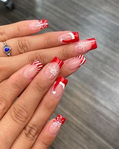 Holiday Nails 2023, Christmas Nail Designs Acrylic, Christmas Nails 2023, Xmas Nail Designs, Festive Nails, Holiday Nail Designs, Square Nail Designs, Cute Christmas Nails