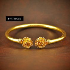 This Shop has a Special Free Gift (Chain) for Every Order. 😊🙏 Item: 1 x Bangle Bracelet For: Women, Girl Type: GOLD PLATED over Brass, Nickel free Purity: 96.5% Surface: Carved & Shiny Diameter: ~6 centimetre Circumference: ~19 centimetre , Adjustable Weight:~ 12 grams Color: Yellow Gold ( slightly +/- from photo ) Handmade from Thailand. Thai gold plating technic really solid and stunning look. Rewarding your life from hard working, match up your dress, bridesmaid wedding engagement or a Gold Bangle Bracelets, Thai Jewelry, Pearl Bangle Bracelet, Chalcedony Bracelet, Star Bangle, Open Bangle Bracelet, Gold Cuff Bracelet, Modern Gold Jewelry, Womens Cuff Bracelets